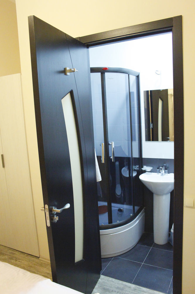 Apartment On Rustaveli Avenue ティビリシ エクステリア 写真