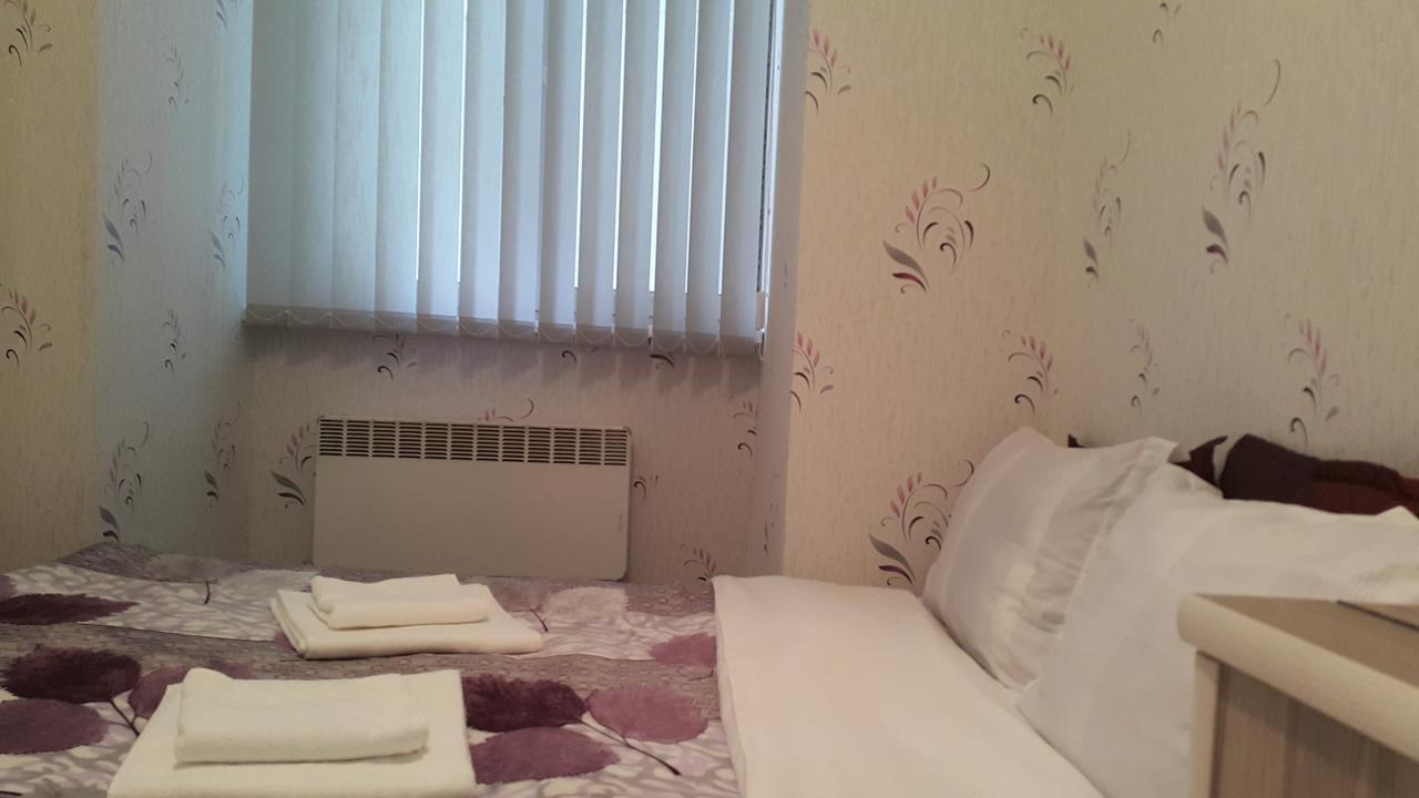 Apartment On Rustaveli Avenue ティビリシ エクステリア 写真